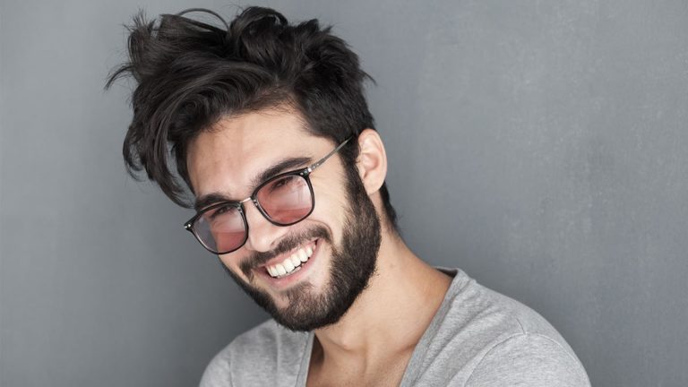 stylizacja męskich włosó, długie męskie włosy, pasta do wlłosow, kosmetyki do stylizacji włosów dla mężczyzn, goldwell roughman