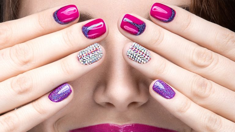 jak usunąć hybrydy, jak usunąć lakier hybrydowy, jak zdjąć hybrydę, usuwanie hybrydy w domu, jak zmyć hybrydę