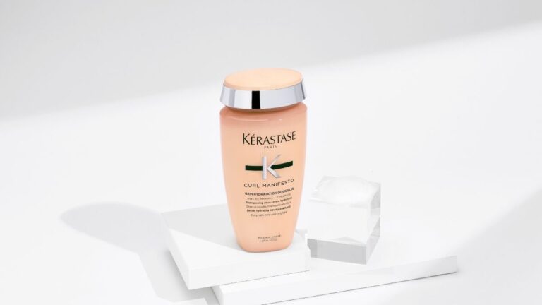 szampon do włosów kręconych Kerastase curl manifesto, kosmetyki do włosów kręconych kerastase