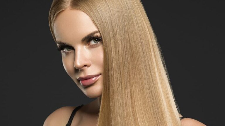 gładkie włosy, proste włosy, włosy po keratynowym prostowaniu