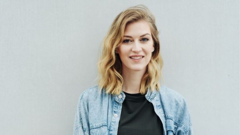 włosy do ramion, włosy średniej długości