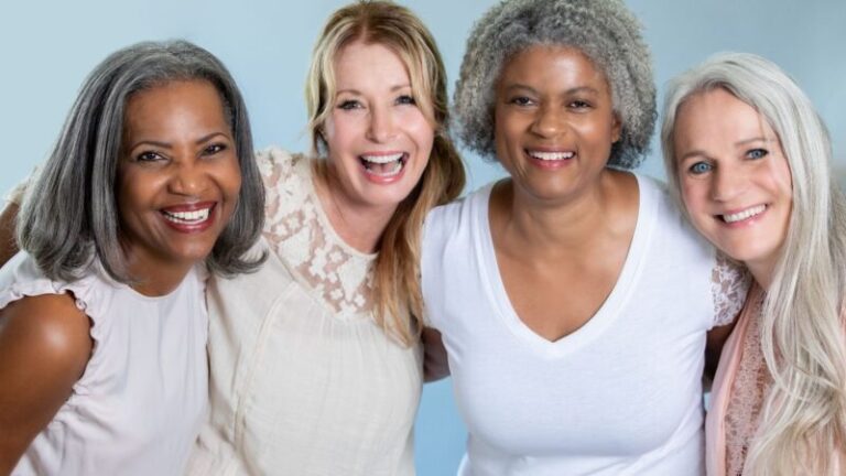 naturalne siwe włosy, siwe włosy naturalne, siwe włosy, siwizna