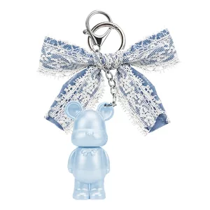 Lovro Denim Sugar Teddy błyszczyk do ust z drobinkami 02 Bow Drop 1.4g